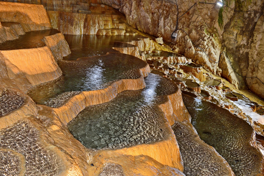 Stopić cave